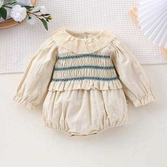 In a Beige Romper, She’s a Show-Stopper