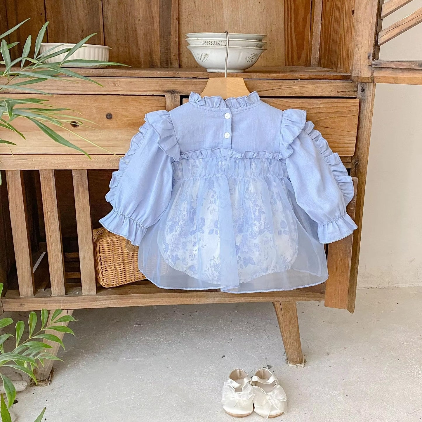 Elsa Vibes, Baby Size